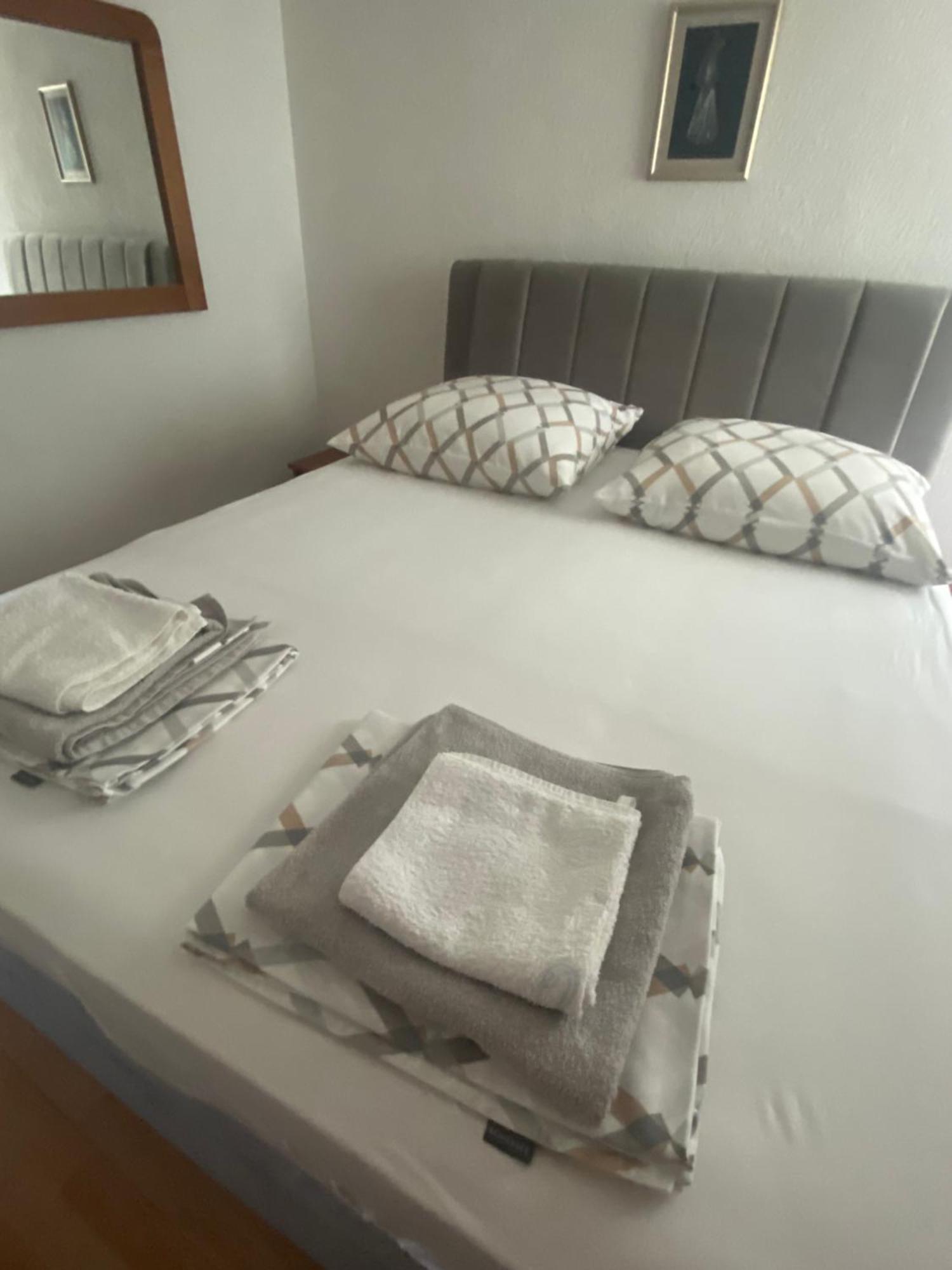 Apartments Simic Trogir Exterior photo
