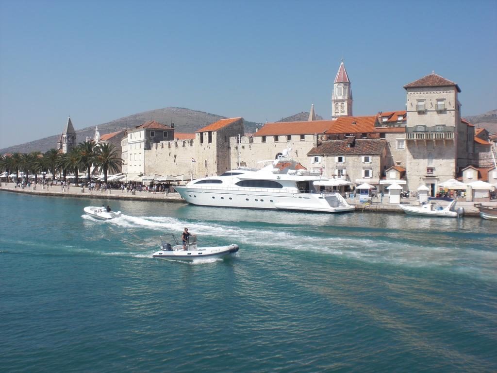Apartments Simic Trogir Exterior photo