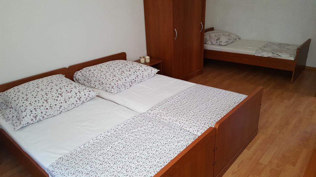 Apartments Simic Trogir Exterior photo