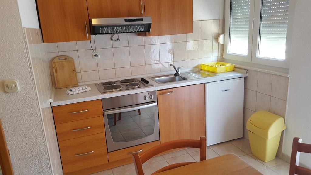 Apartments Simic Trogir Exterior photo